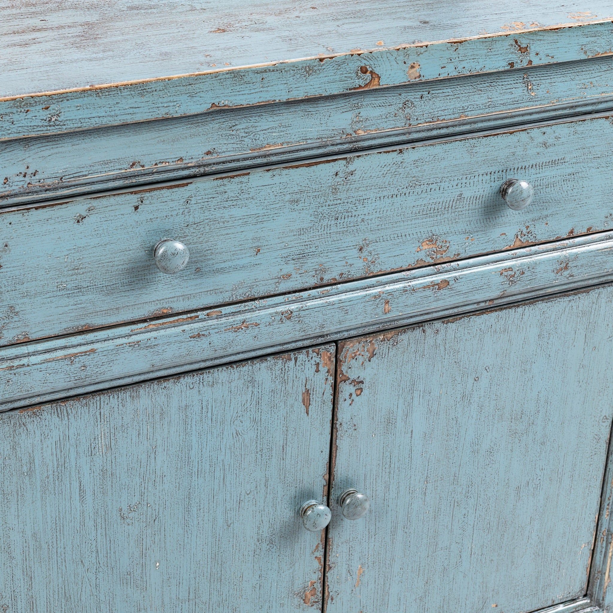 Winford - 3 Drawer 6 Door Cabinet