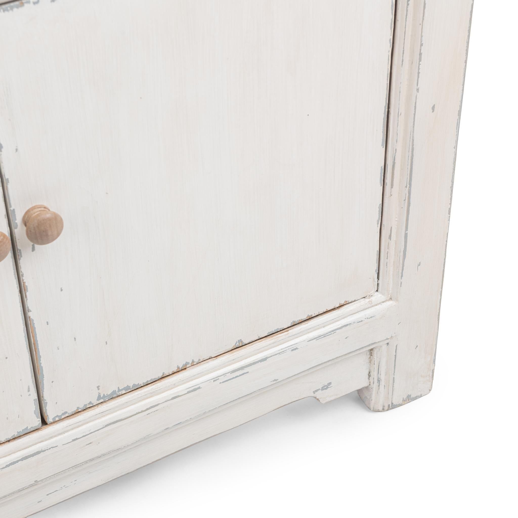Winford - 3 Drawer 6 Door Cabinet