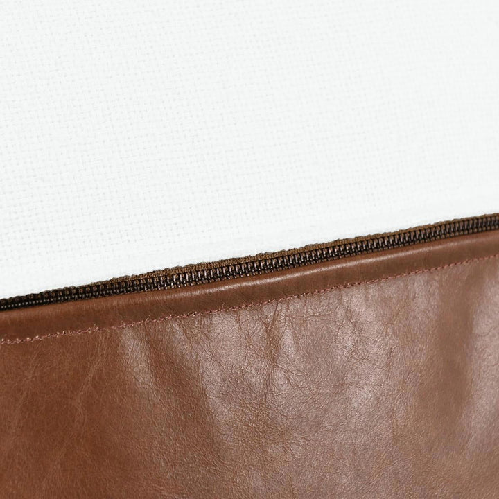 Villa Classics - Canyon Pillow 20' x 20'