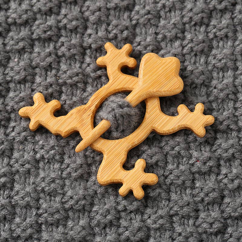 Wooden Shaped Brooch: Dog