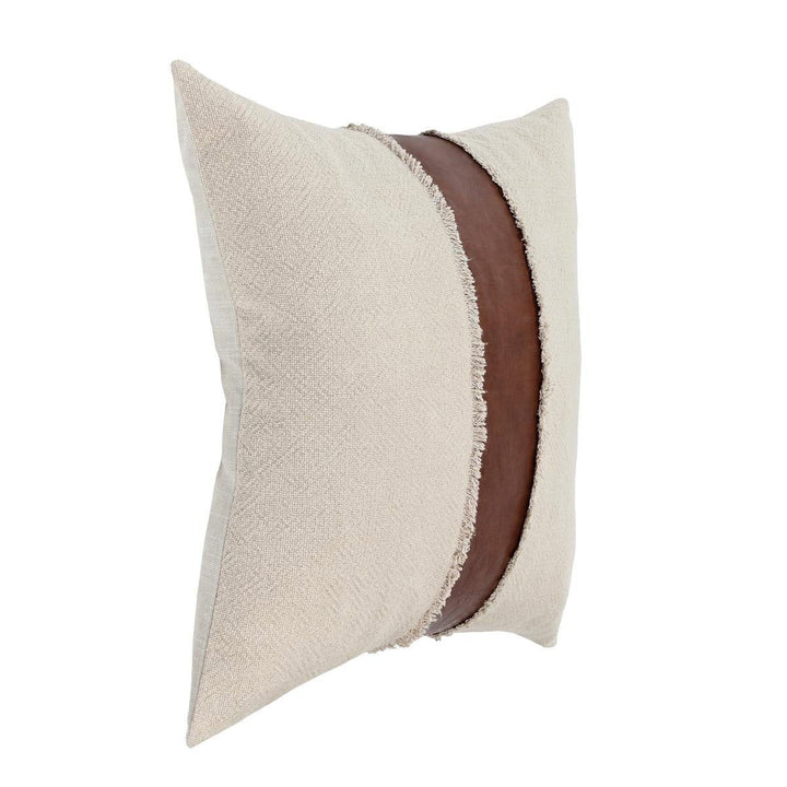 Villa Classics - Steam Pillow 26' x 26'