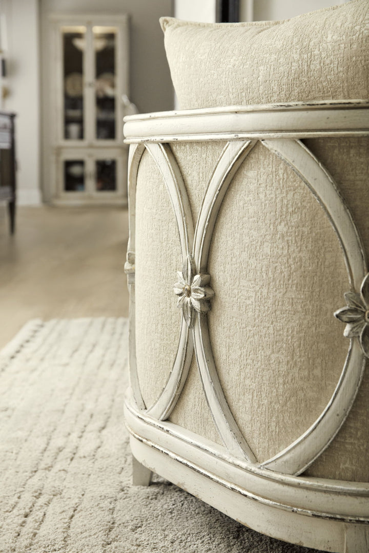 Sanctuary 2 - Mariette Lounge Chair