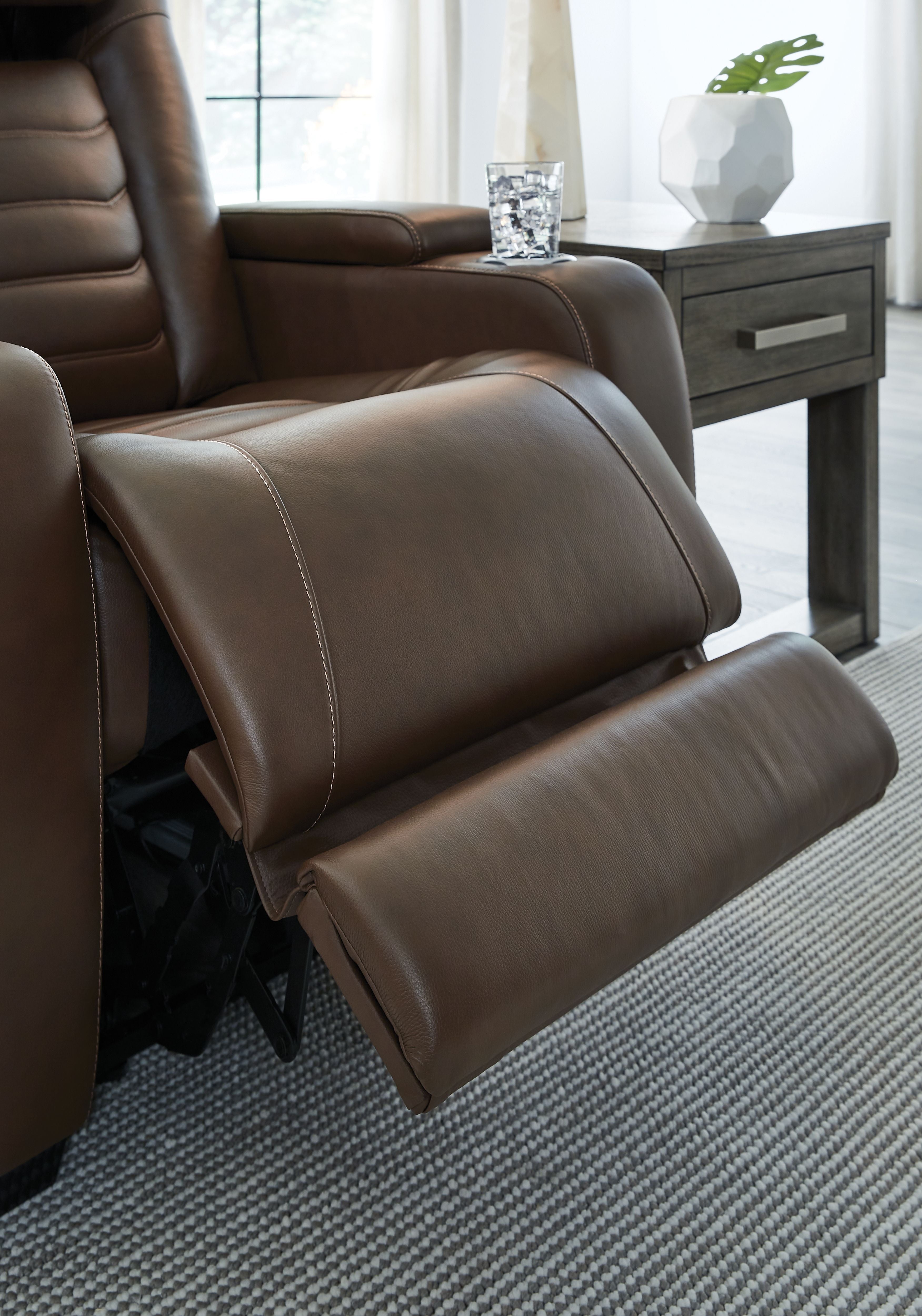High Impact - Power Recliner / Adj Headrest - Tobacco