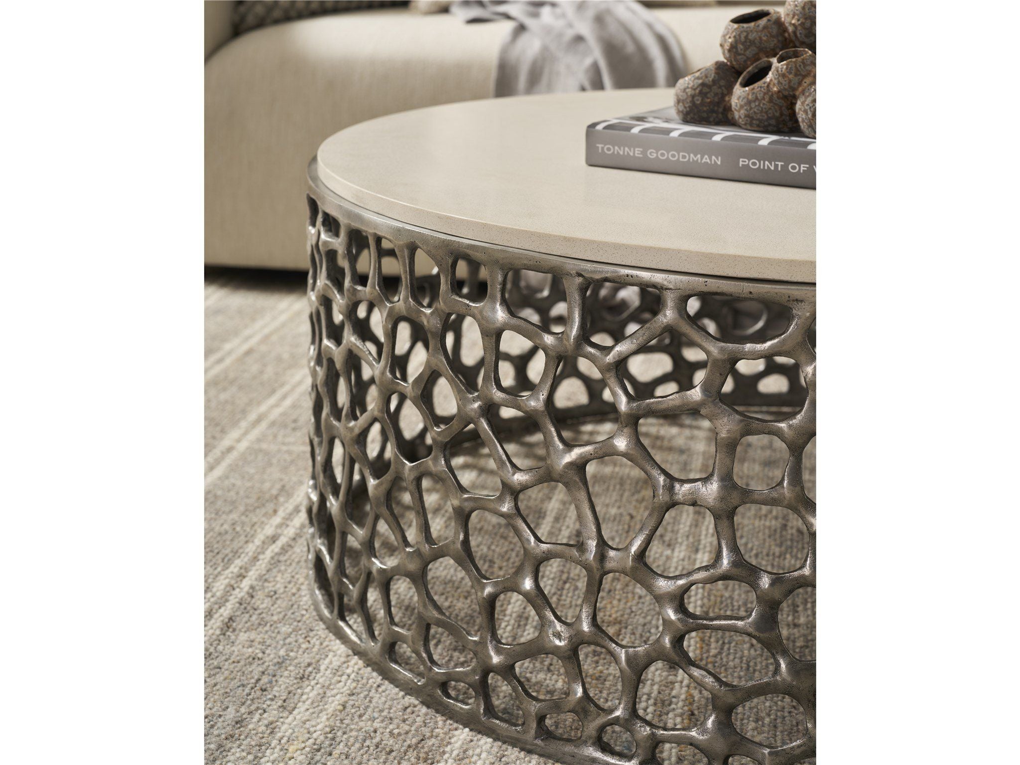 Oasis - Cora Table
