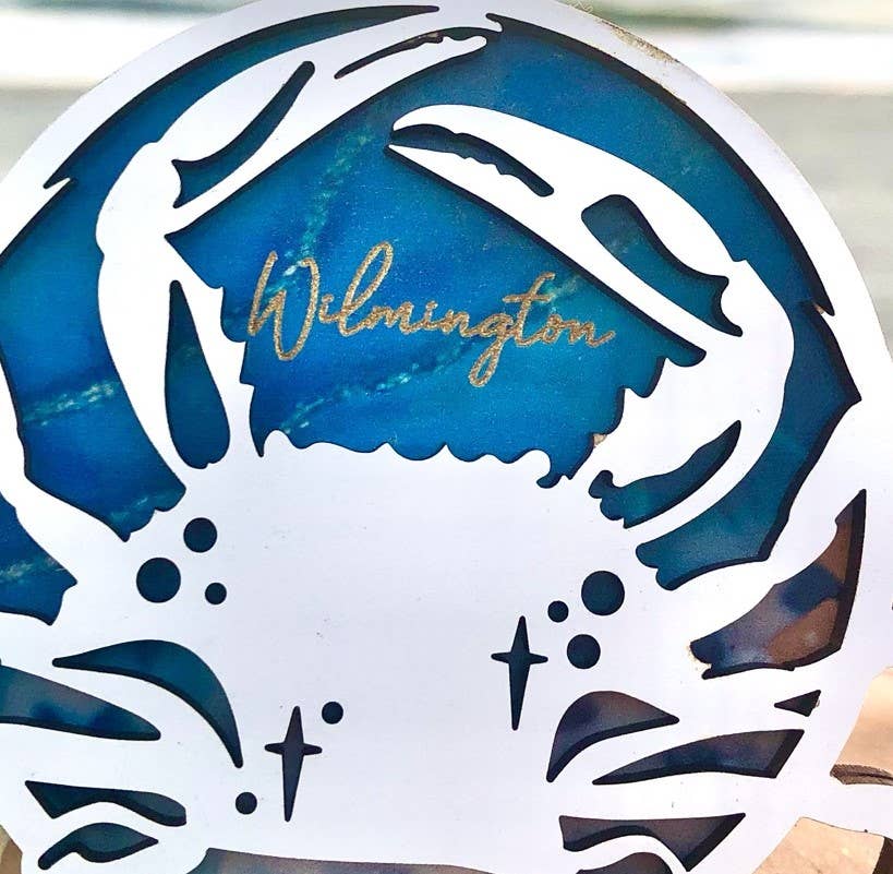 Customizable Crab Ocean Magnet/Ornament: White Front/Ocean Wave Back / Ornament