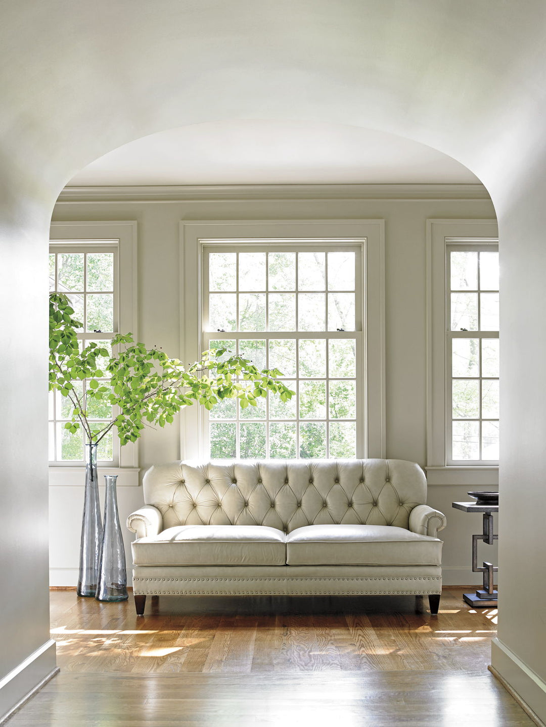 Oyster Bay - Hillstead Leather Settee - Beige