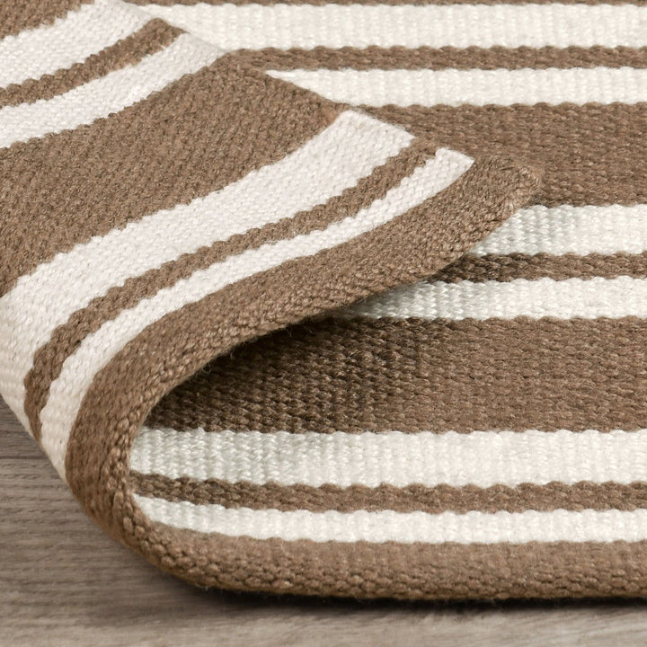 Performance Palma Stripe - Rug 2.6' x 8'