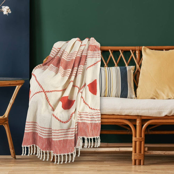 Coastal Edge Geometric Diamond Throw Blanket with Fringe: Blue/White