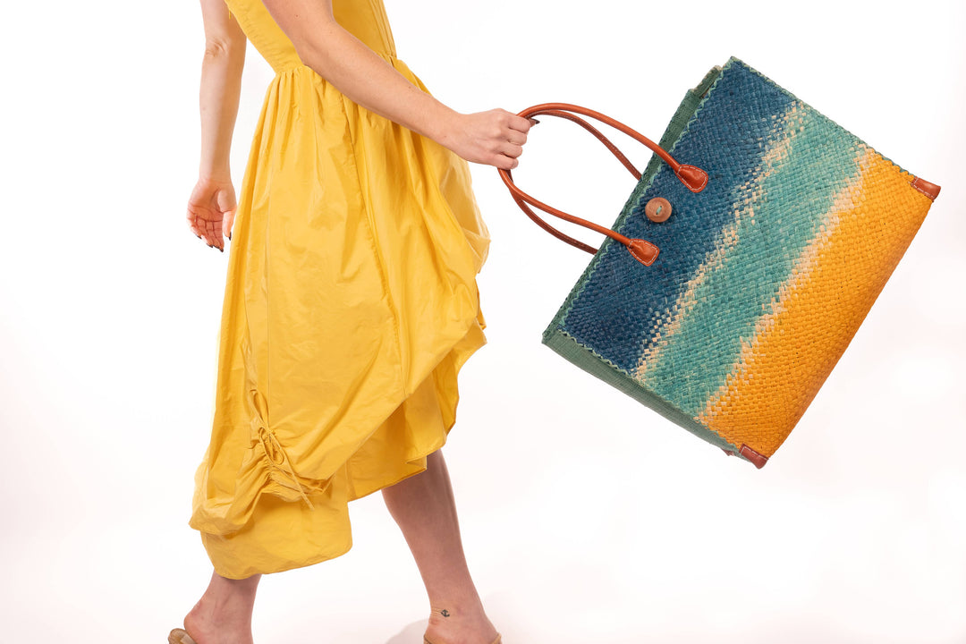 Zafran Holden Ombre Straw Beach Bag: Large / Coral & Fuschia