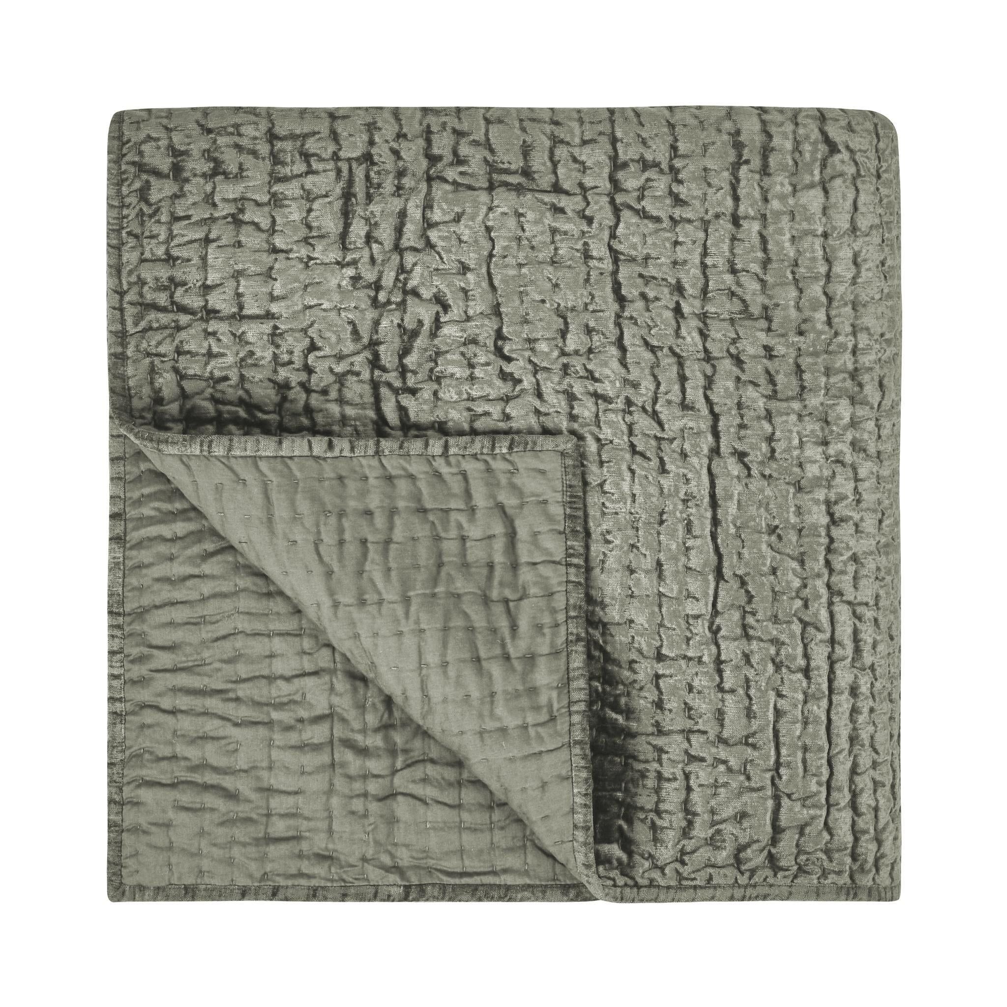Bari - Velvet Quilt - Sage