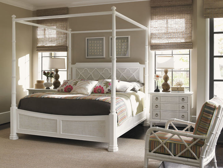 Ivory Key - Tuckers Point Bachelors Chest - White