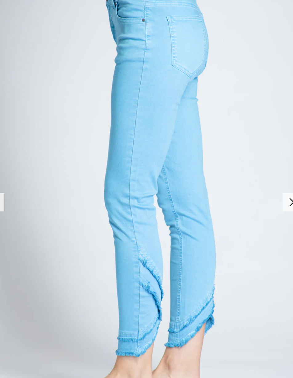 REVERSE BACK FRAYED JEAN