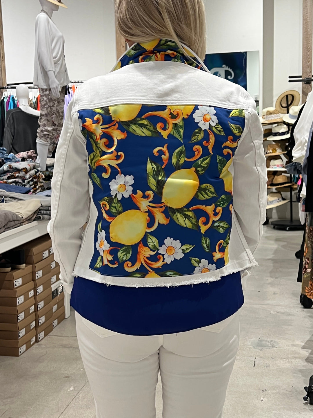 The White Denim Jacket / Capri In Royal