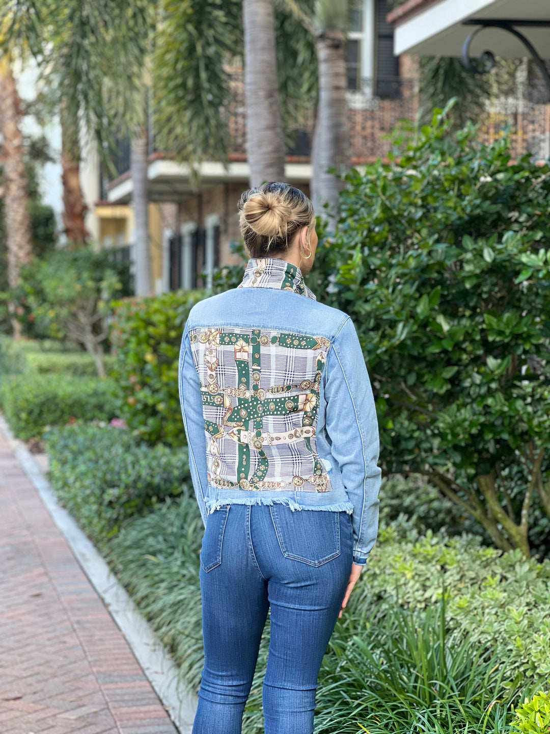 The Light Denim Jacket / Hounds Tooth / Green Strap