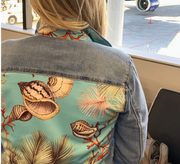 DENIM JACKET TROPICAL SHELLS -  LT DENIM SM