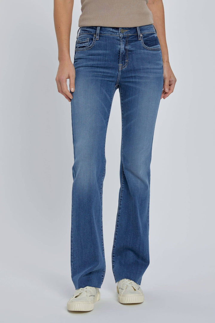 DARK WASH CLEAN STRETCH BOOTCUT: 25