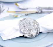 CLAM SHELL NAPKIN RING