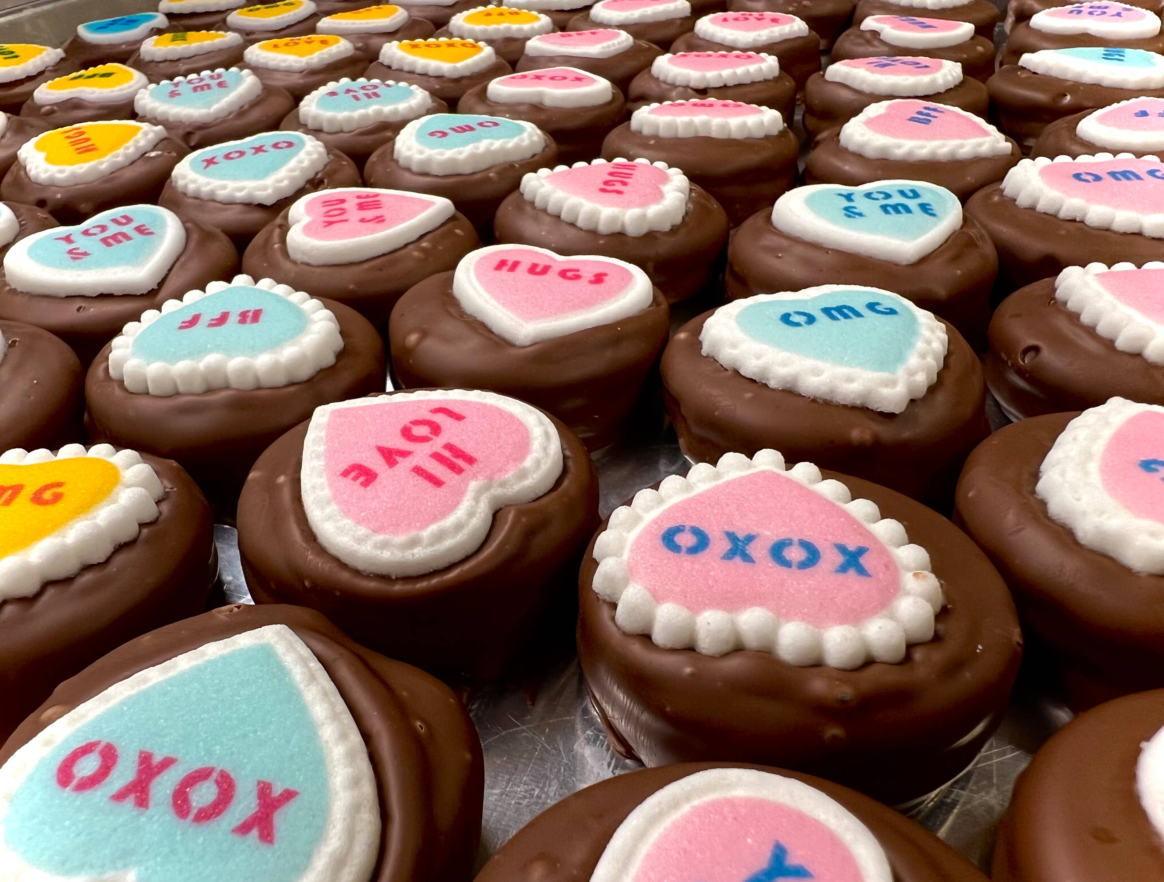 Valentine 💘 O’Oreo “Conversation” ❤️ 💜 Milk Chocolate 3PK
