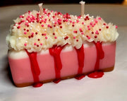 Cake slice soy candle in container