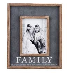 FAMILY FRAME