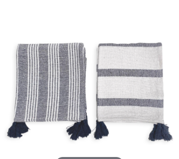 NATURAL COMFORT THROW W/ POMS